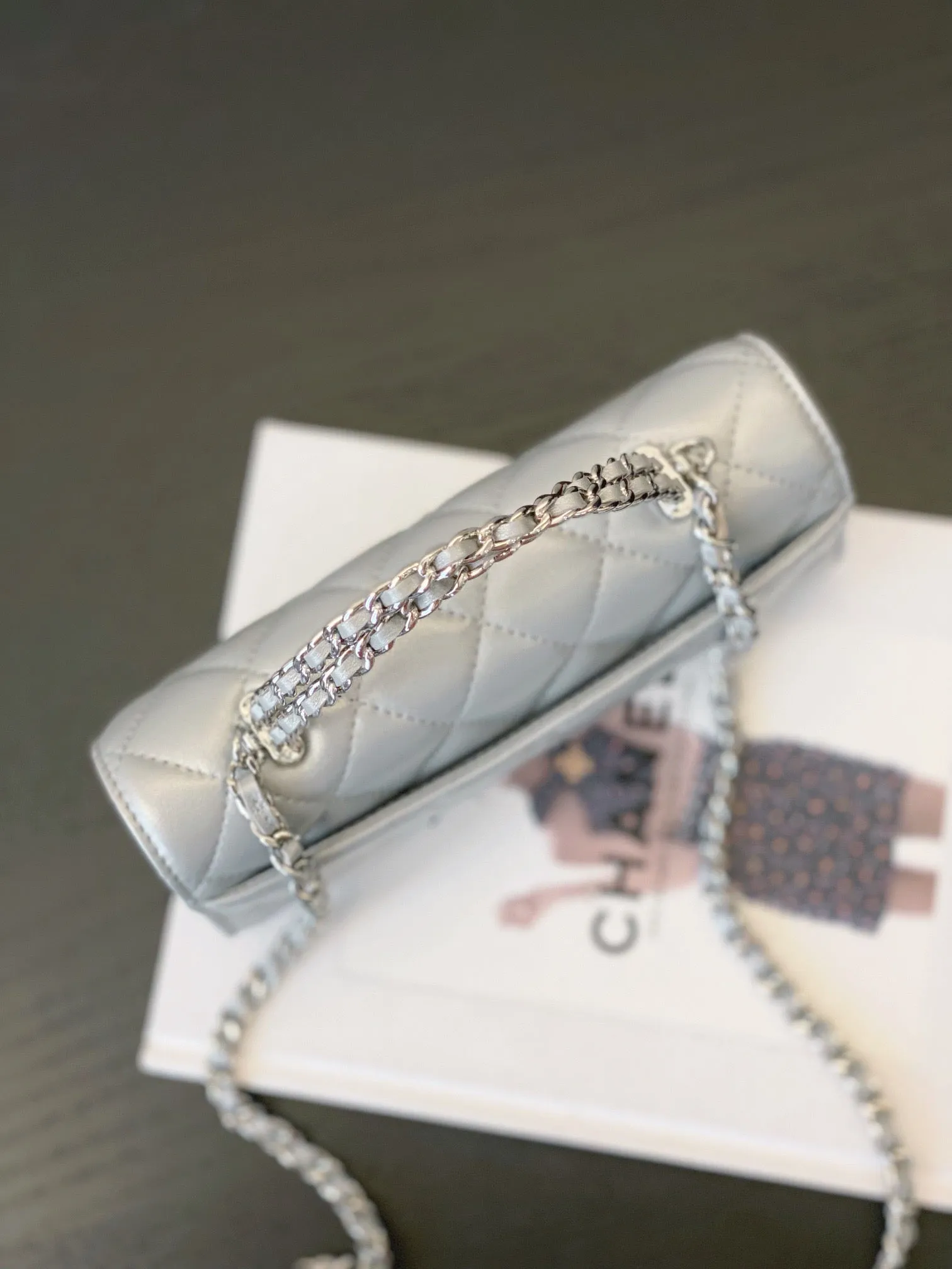 CC764 Clutch with Chain / HIGHEST QUALITY VERSION / 7.1x3.9x1.8inch