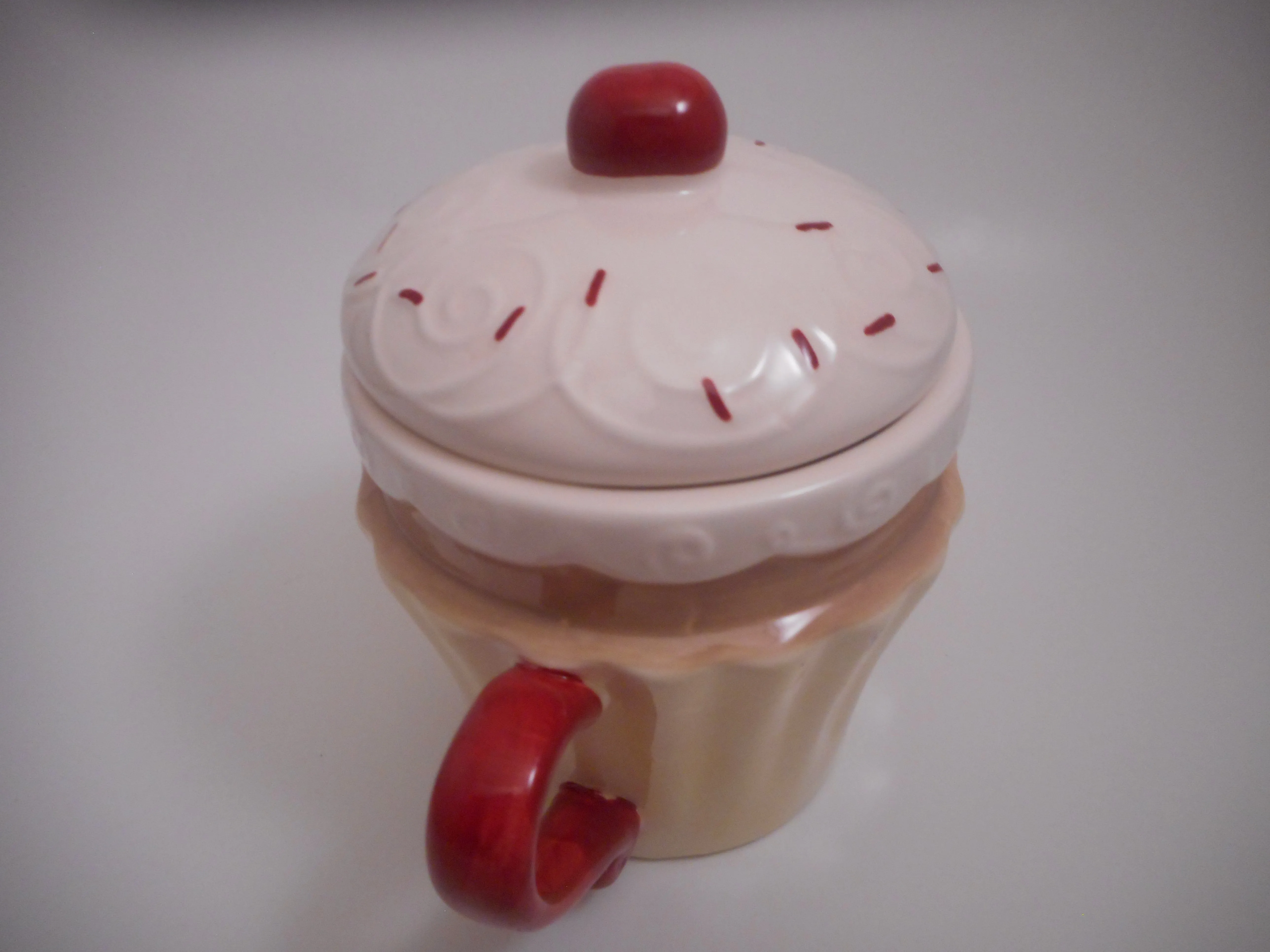 FREE SHIPPING Ceramic Cupcake Tea Cup Coffee Mug Pfaltzgraff