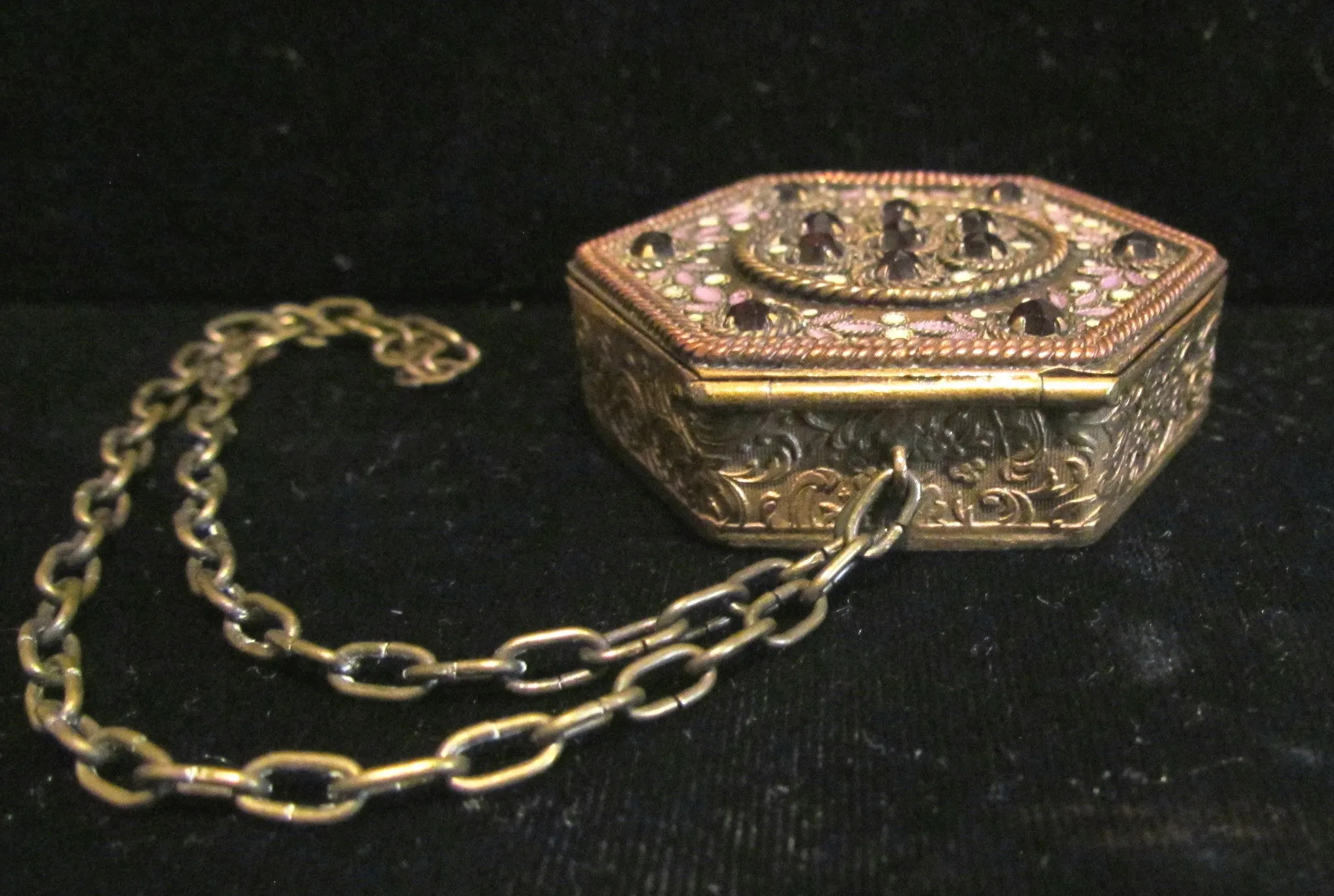 Gold Compact Purse Fuchsia Rhinestones 1890s French Polygon Powder Compact Purse