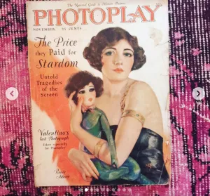 PHOTOPLAY MAGAZINE NOVEMBER 1926 ISSUE; VALENTINO; RENEE ADOREE W/ BOUDOIR DOLL