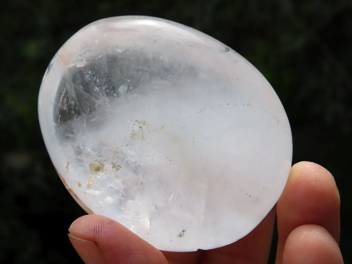 Polished Quartz Palm Size Galet / Palm Stones x 12 From Madagascar