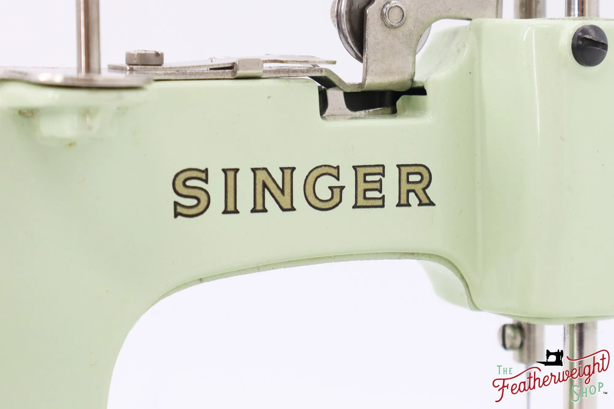 Singer Sewhandy Model 20 - Mellow Mint - RARE, Complete Set