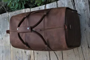 Traveler Leather Duffel bag - Distressed