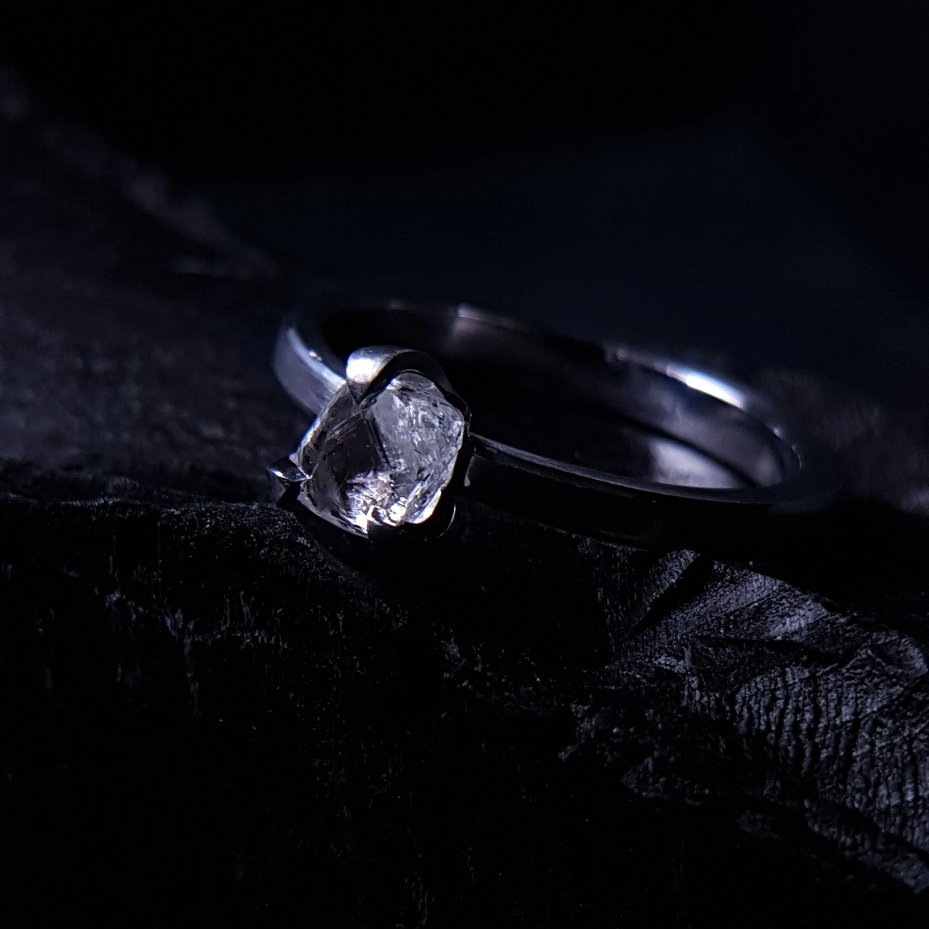 Unique Raw Diamond Ring – 1.04 ct.