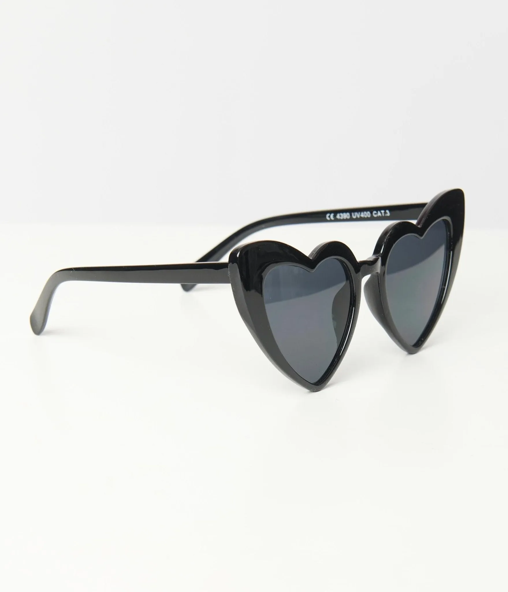 Unique Vintage Black Heart Sunglasses