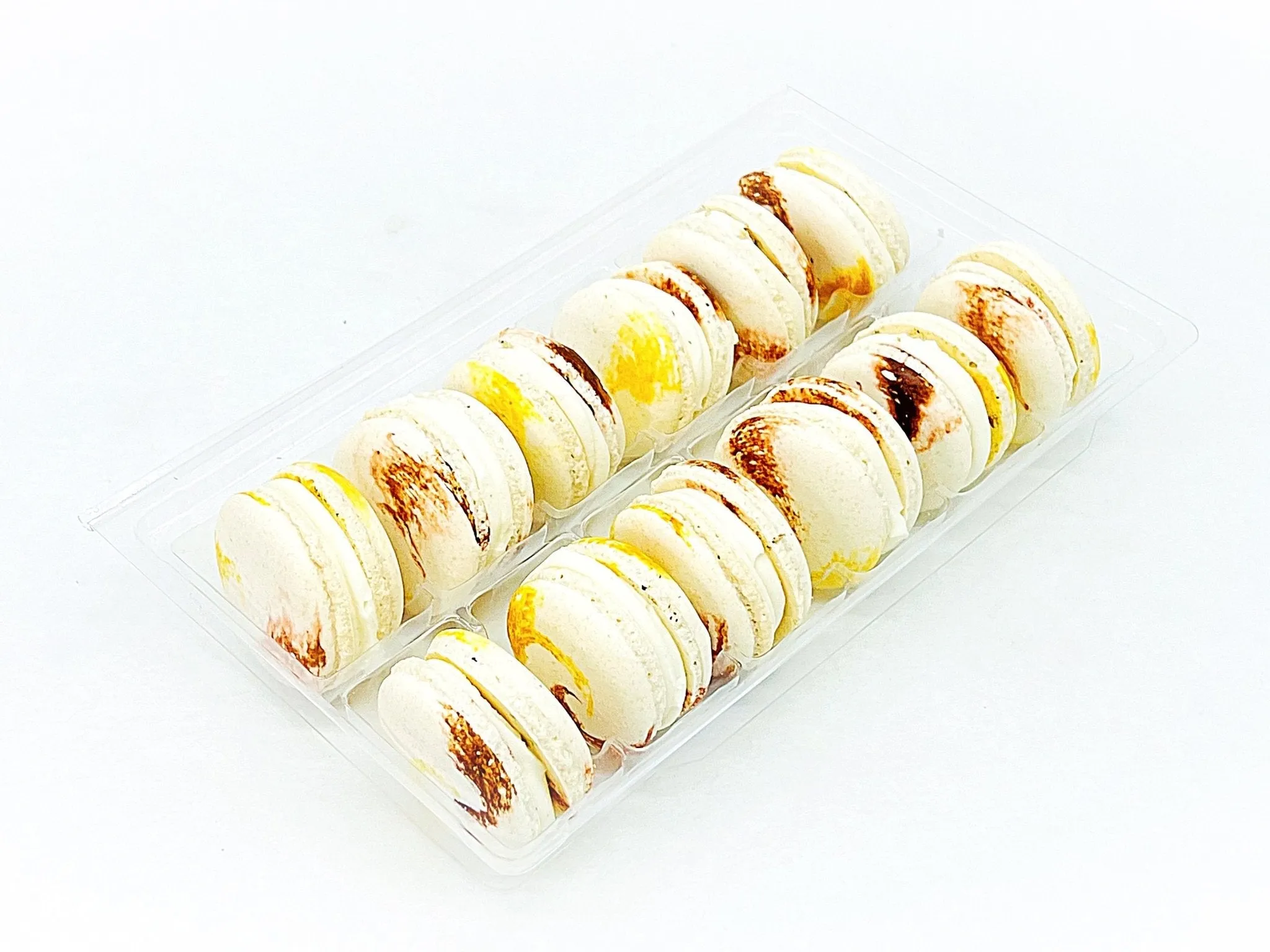 Vegan Praline Macarons