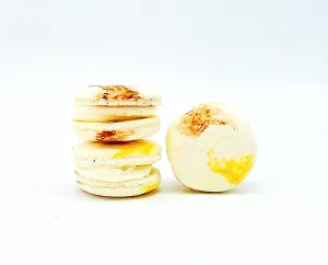 Vegan Praline Macarons