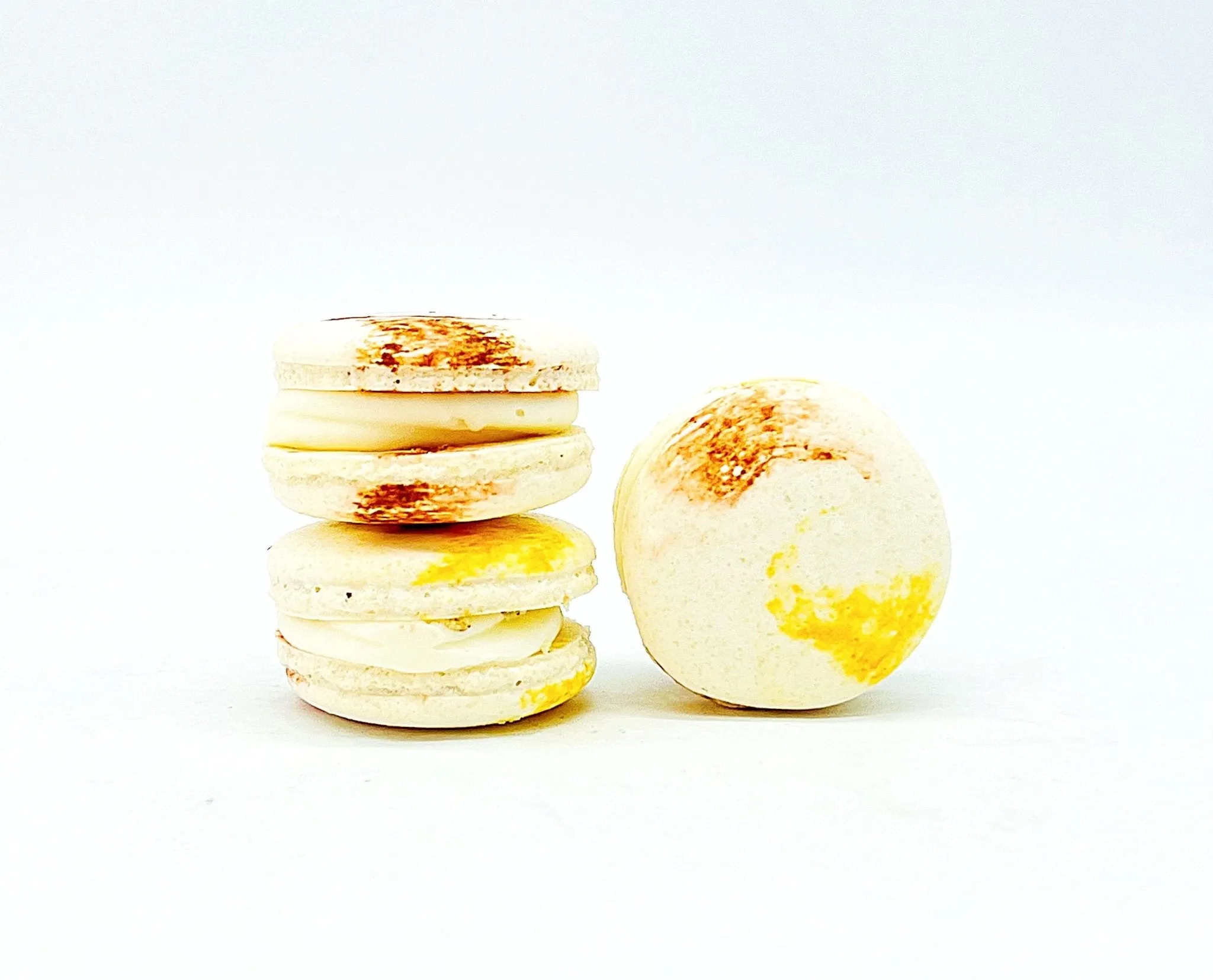 Vegan Praline Macarons