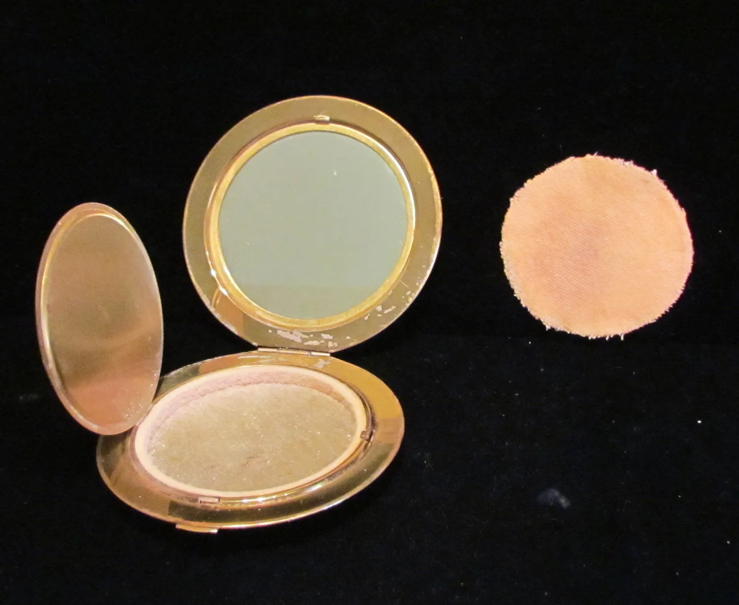 Volupte Cloisonne Powder Mirror Compact 1940s Art Deco Vanity Accessory