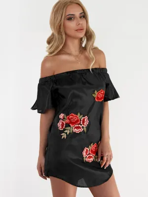 Wholesale Off The Shoulder Short Sleeve Embroidered Curved Hem Mini Dress